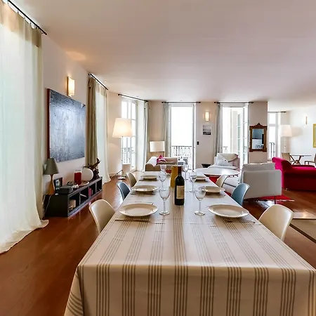 With A Terrace On Biarritz' Beach Апартаменты