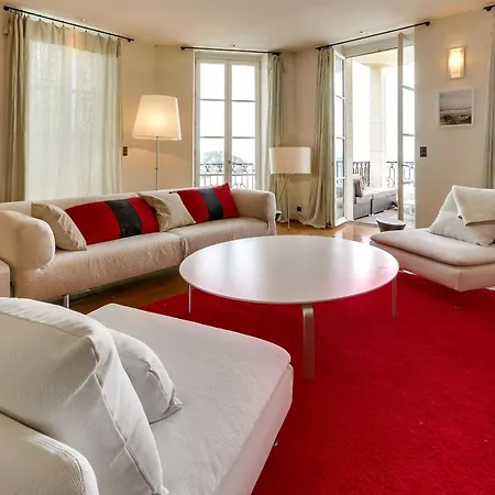 With A Terrace On Biarritz' Beach Appartement *